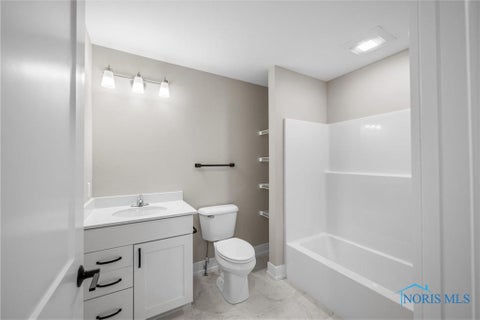 Tiny photo for 21 Shenandoah Circle, Sylvania, OH 43560 (MLS # 10012298)