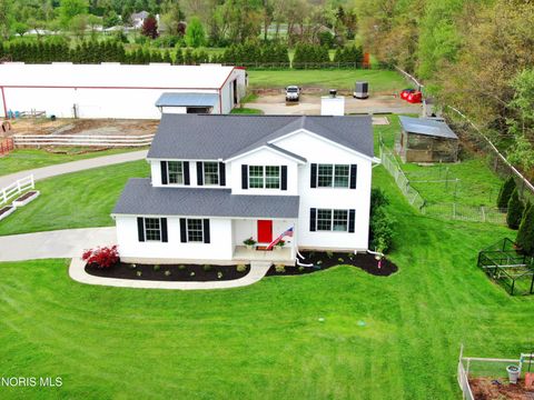 Photo of 12560 Neapolis Waterville Road, Whitehouse, OH 43571 (MLS # 10007219)