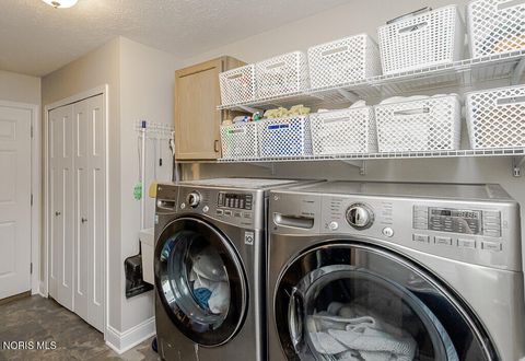 Tiny photo for 12560 Neapolis Waterville Road, Whitehouse, OH 43571 (MLS # 10007219)