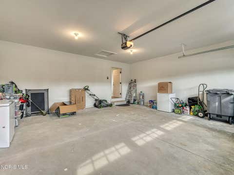 Tiny photo for 2015 Oakside Road, Toledo, OH 43615 (MLS # 10011754)