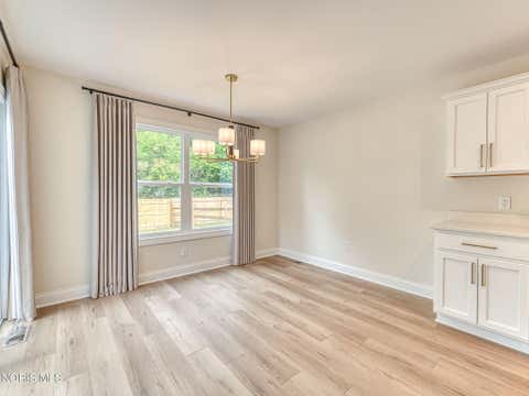 Tiny photo for 2015 Oakside Road, Toledo, OH 43615 (MLS # 10011754)