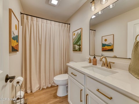 Tiny photo for 2015 Oakside Road, Toledo, OH 43615 (MLS # 10011754)