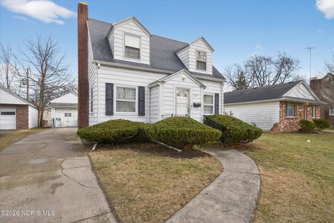 Tiny photo for 630 Carver Boulevard, Toledo, OH 43607 (MLS # 10002956)