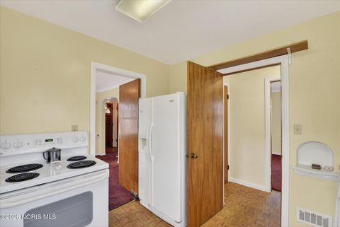 Tiny photo for 630 Carver Boulevard, Toledo, OH 43607 (MLS # 10002956)