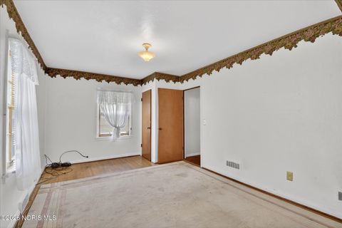 Tiny photo for 630 Carver Boulevard, Toledo, OH 43607 (MLS # 10002956)