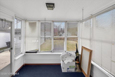 Tiny photo for 630 Carver Boulevard, Toledo, OH 43607 (MLS # 10002956)