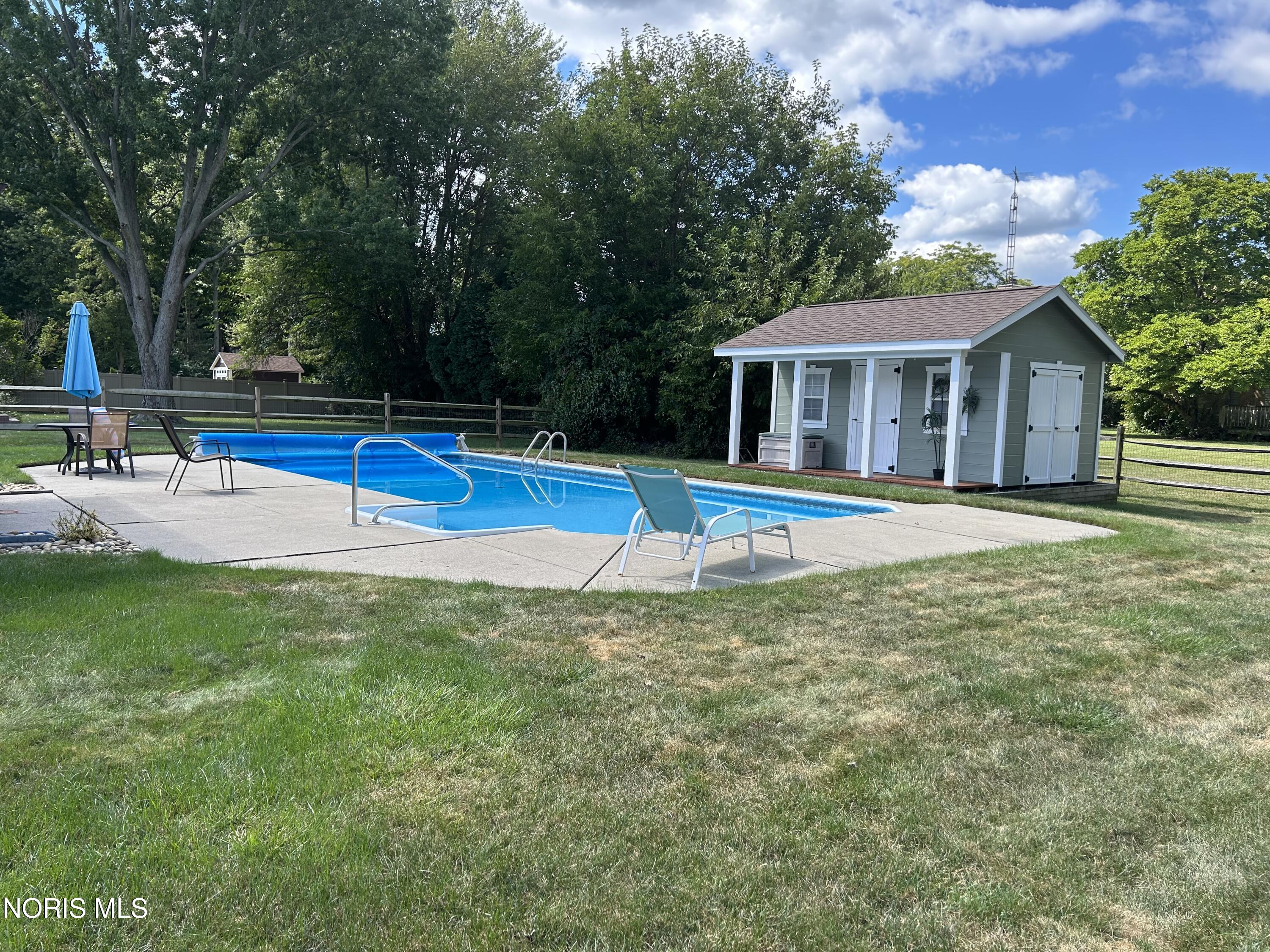2338 Cedarwood Drive