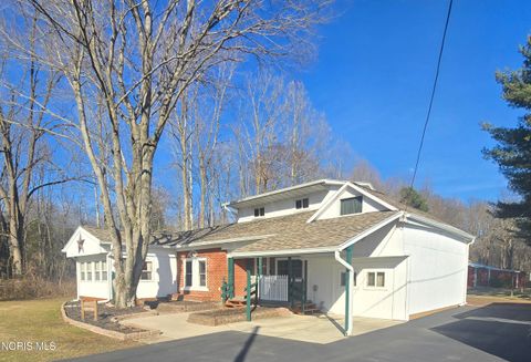 Photo of 4496 Cr 1-2, Swanton, OH 43558 (MLS # 10004837)