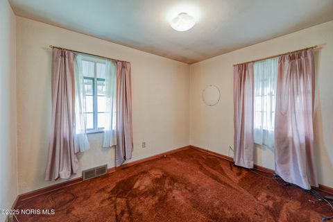 Tiny photo for 3405 Maher Street, Toledo, OH 43608 (MLS # 10000909)