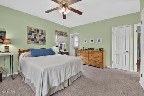 Tiny photo for 203 Buttonwood Avenue, Bowling Green, OH 43402 (MLS # 10011948)
