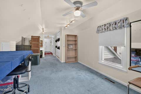 Tiny photo for 203 Buttonwood Avenue, Bowling Green, OH 43402 (MLS # 10011948)