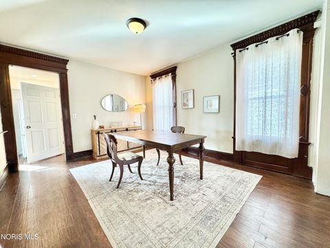 Tiny photo for 317 Western Avenue, Toledo, OH 43609 (MLS # 10004636)