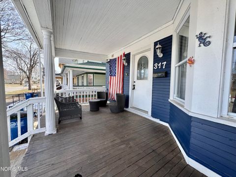 Tiny photo for 317 Western Avenue, Toledo, OH 43609 (MLS # 10004636)