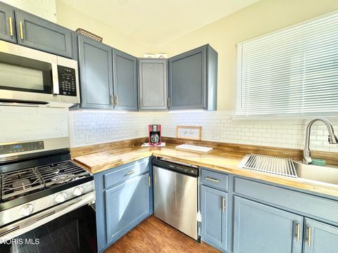 Tiny photo for 317 Western Avenue, Toledo, OH 43609 (MLS # 10004636)