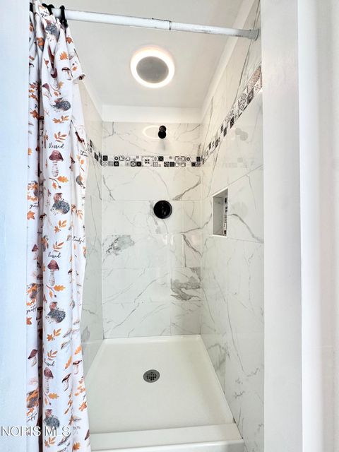 Tiny photo for 317 Western Avenue, Toledo, OH 43609 (MLS # 10004636)