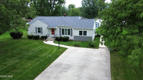Homes For Sale - 214 Maywinn Road<br/> Defiance County, Defiance, OH 43512