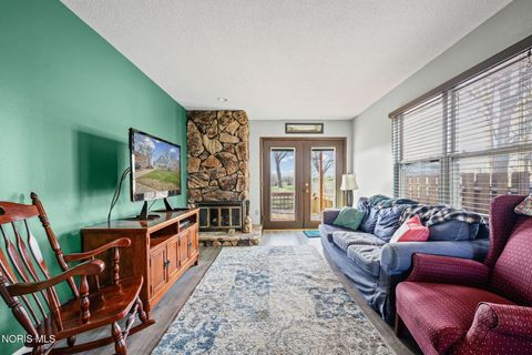 Tiny photo for 2718 Detwiler Drive, Toledo, OH 43611 (MLS # 10005300)