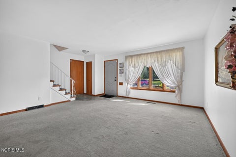 Tiny photo for 1512 Highland Green Drive, Toledo, OH 43614 (MLS # 10013324)