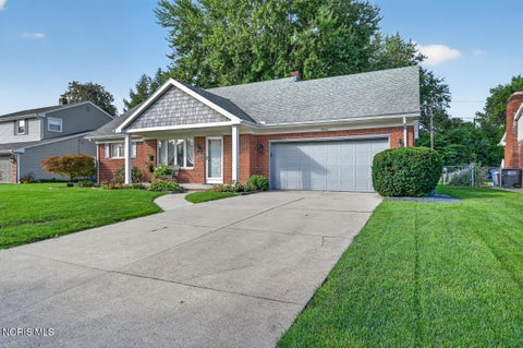 Tiny photo for 1512 Highland Green Drive, Toledo, OH 43614 (MLS # 10013324)