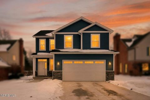 Photo of 9520 Sheffield Road, Perrysburg, OH 43551 (MLS # 10003812)