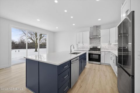 Tiny photo for 9520 Sheffield Road, Perrysburg, OH 43551 (MLS # 10003812)