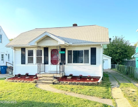 Tiny photo for 2275 Brown Road, Oregon, OH 43616 (MLS # 10013387)