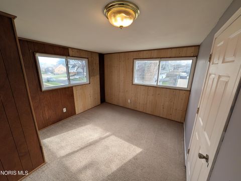 Tiny photo for 5563 302nd Street, Toledo, OH 43611 (MLS # 10006556)