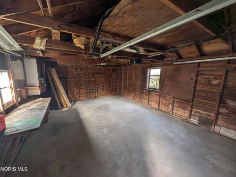 Tiny photo for 5563 302nd Street, Toledo, OH 43611 (MLS # 10006556)