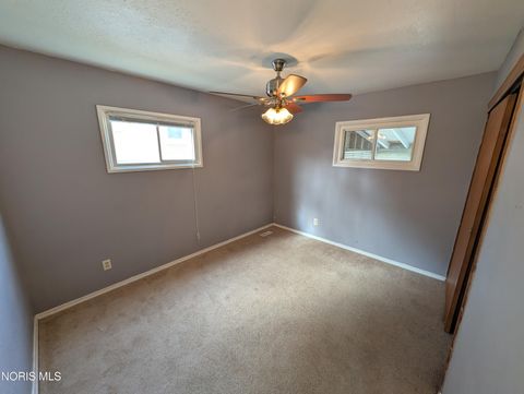 Tiny photo for 5563 302nd Street, Toledo, OH 43611 (MLS # 10006556)