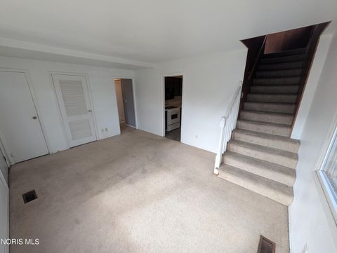 Tiny photo for 5563 302nd Street, Toledo, OH 43611 (MLS # 10006556)