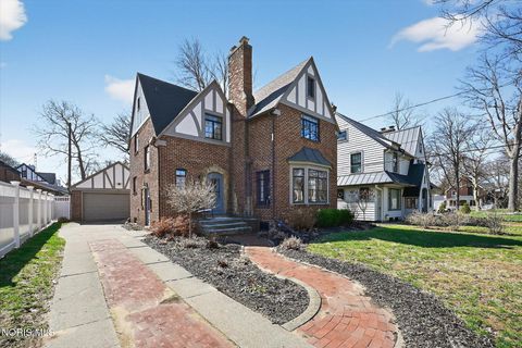 Tiny photo for 2947 Darlington Road, Toledo, OH 43606 (MLS # 10005808)