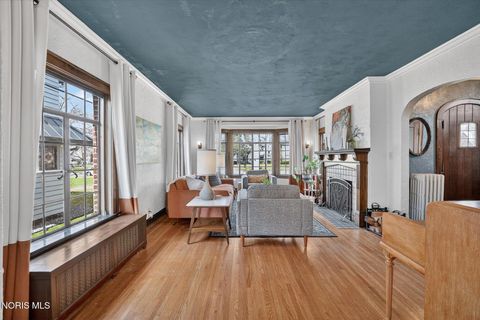 Tiny photo for 2947 Darlington Road, Toledo, OH 43606 (MLS # 10005808)