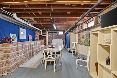 Tiny photo for 2947 Darlington Road, Toledo, OH 43606 (MLS # 10005808)