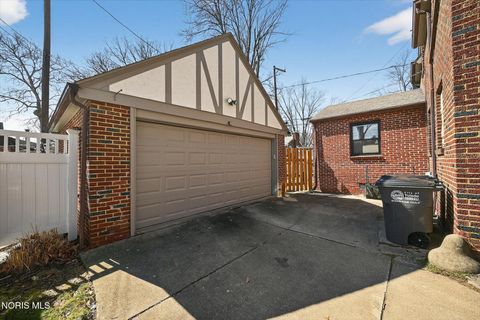 Tiny photo for 2947 Darlington Road, Toledo, OH 43606 (MLS # 10005808)