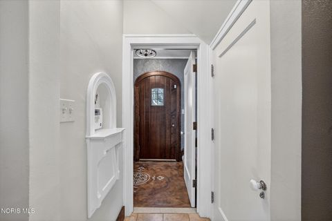 Tiny photo for 2947 Darlington Road, Toledo, OH 43606 (MLS # 10005808)