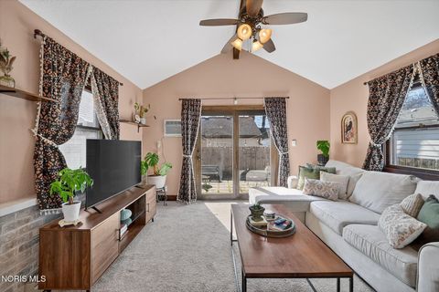 Tiny photo for 2947 Darlington Road, Toledo, OH 43606 (MLS # 10005808)