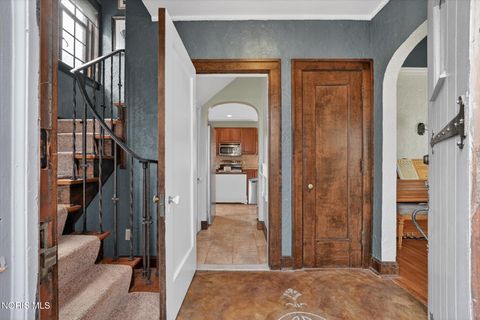 Tiny photo for 2947 Darlington Road, Toledo, OH 43606 (MLS # 10005808)