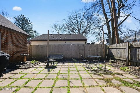 Tiny photo for 2947 Darlington Road, Toledo, OH 43606 (MLS # 10005808)