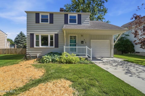 Photo of 418 E William Street, Maumee, OH 43537 (MLS # 10008161)