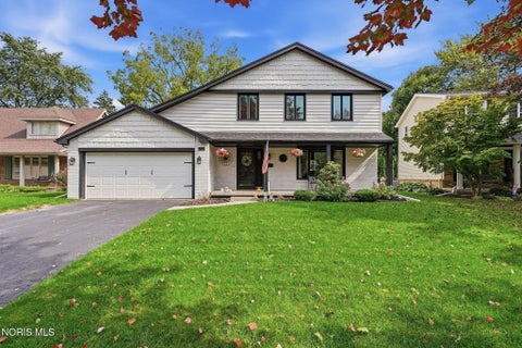 Photo of 722 Meadow Springs Court, Maumee, OH 43537 (MLS # 10014119)