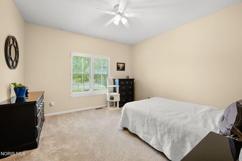 Tiny photo for 1231 E Lincoln Street, Findlay, OH 45840 (MLS # 10007954)