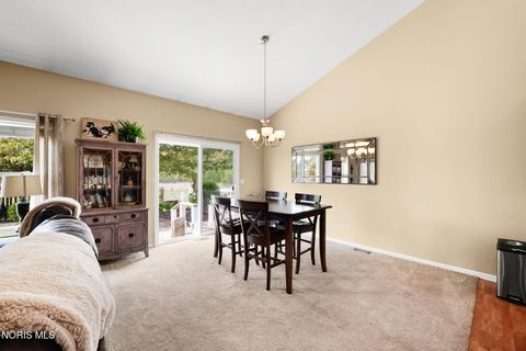 Tiny photo for 1231 E Lincoln Street, Findlay, OH 45840 (MLS # 10007954)