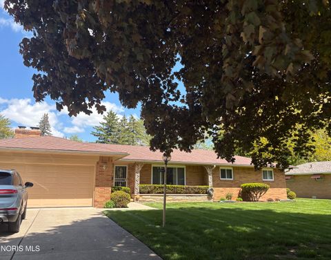 Photo of 3554 Whitegate Drive, Toledo, OH 43607 (MLS # 10007806)