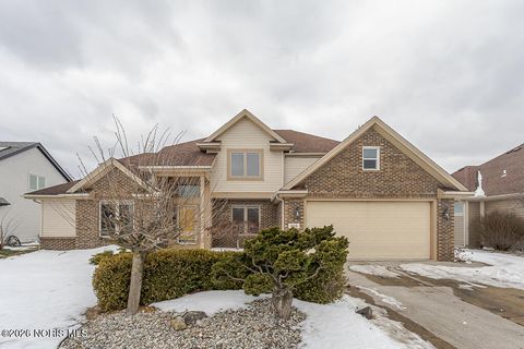 Photo of 658 E Shoreline Drive, Holland, OH 43528 (MLS # 10003994)