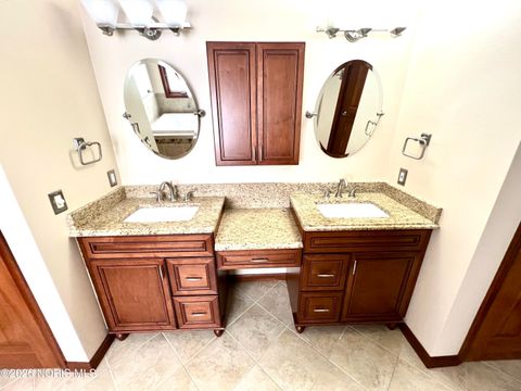 Tiny photo for 658 E Shoreline Drive, Holland, OH 43528 (MLS # 10003994)