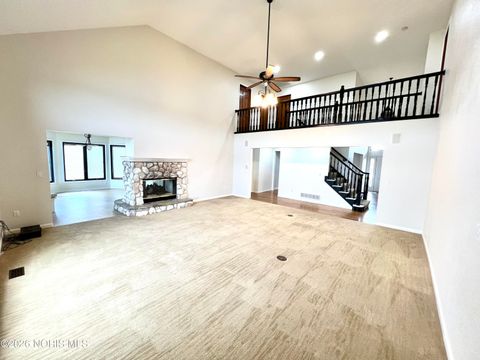 Tiny photo for 658 E Shoreline Drive, Holland, OH 43528 (MLS # 10003994)