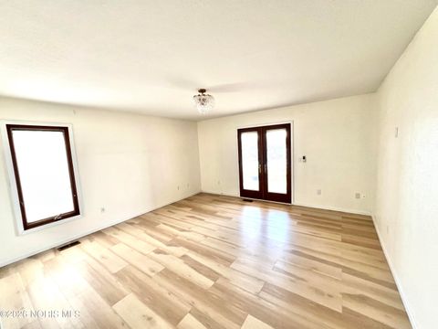 Tiny photo for 658 E Shoreline Drive, Holland, OH 43528 (MLS # 10003994)