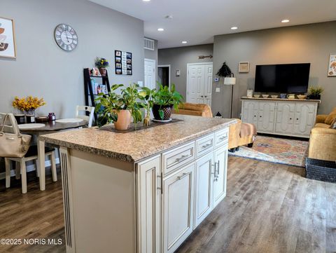 Tiny photo for 813 Murbach Street, Archbold, OH 43502 (MLS # 10001940)