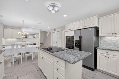 Tiny photo for 2846 Belle Glade Drive, Toledo, OH 43617 (MLS # 10013590)