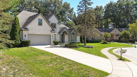 Tiny photo for 2846 Belle Glade Drive, Toledo, OH 43617 (MLS # 10013590)